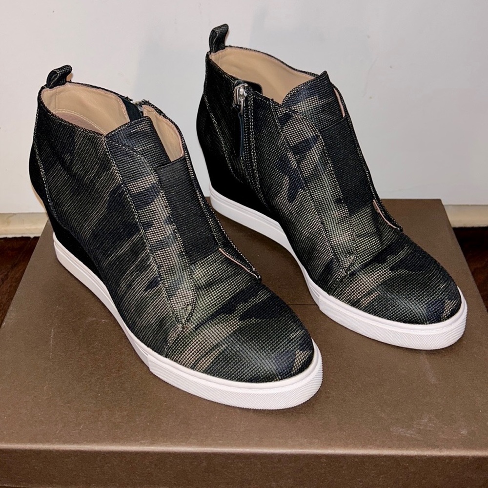 Linea Paolo Wedge Bootie/Sneaker